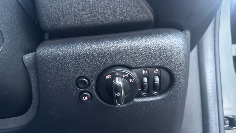 MINI Hatchback 1.5 Cooper Sport 3dr Petrol Hatchback